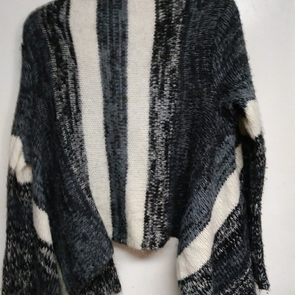 APPROACH CARDIGAN SWEATER JACKET Sweaters - APPROACH CARDIGAN SWEATER JACKET